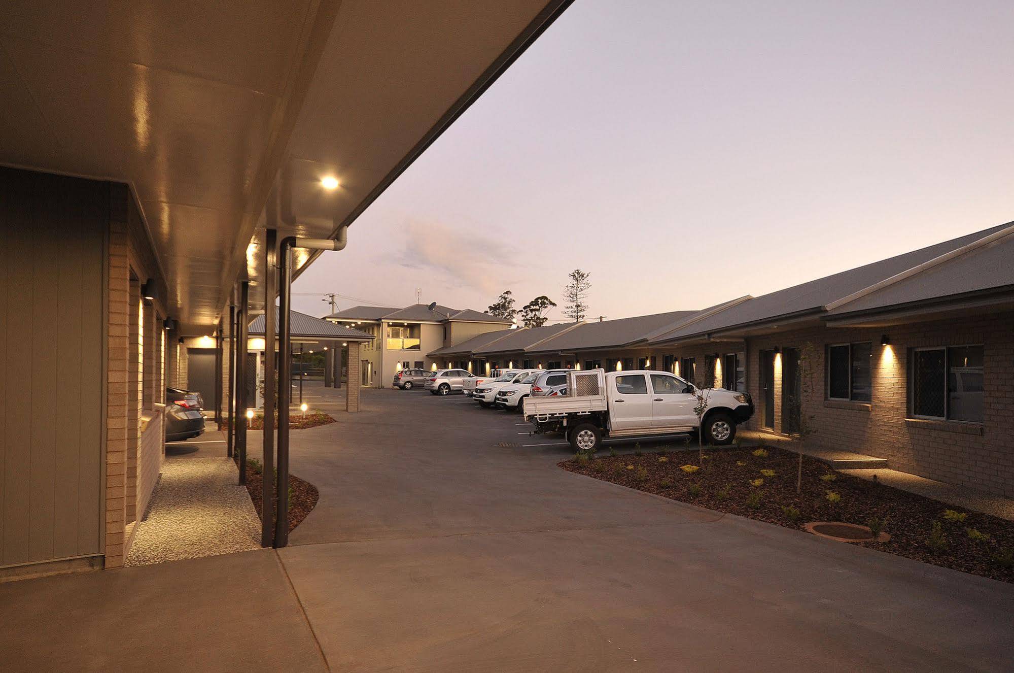 Northpoint Motel Apartments Toowoomba Bagian luar foto