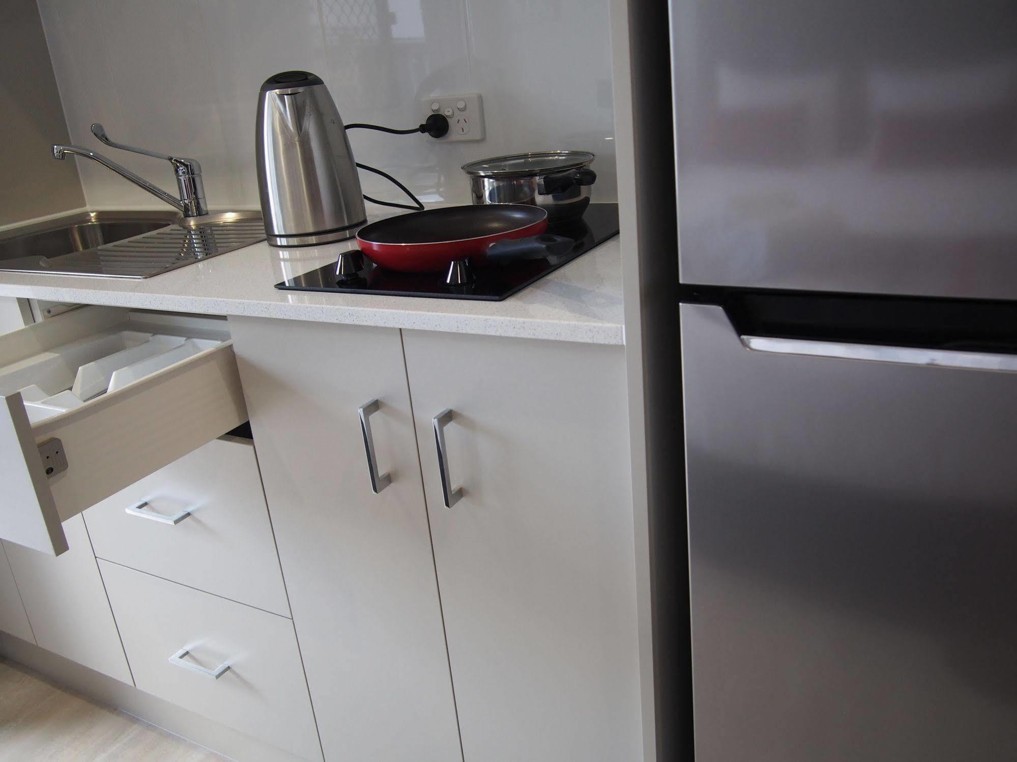 Northpoint Motel Apartments Toowoomba Bagian luar foto