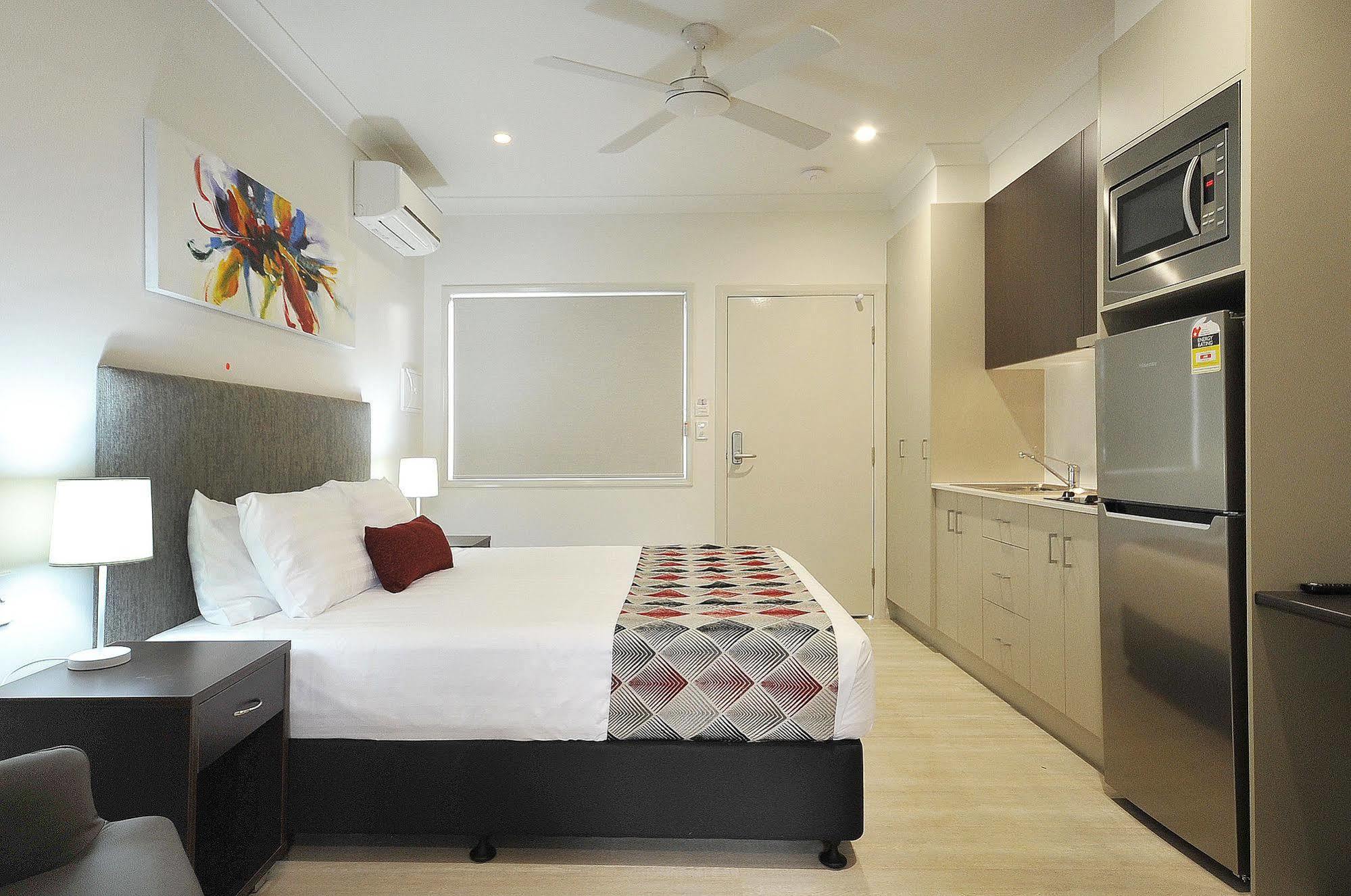 Northpoint Motel Apartments Toowoomba Bagian luar foto