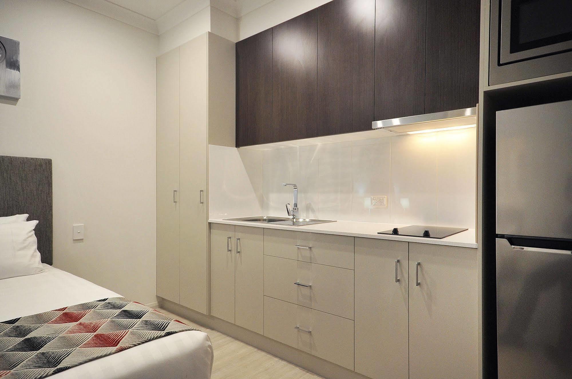 Northpoint Motel Apartments Toowoomba Bagian luar foto