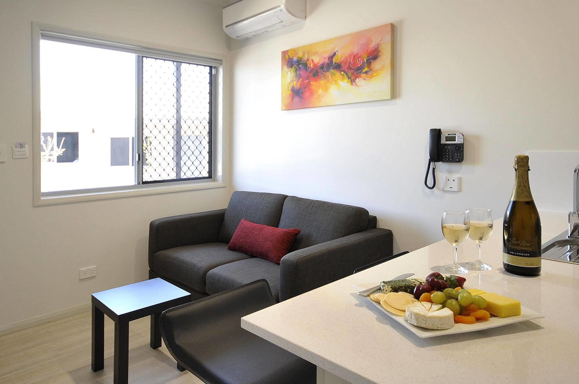 Northpoint Motel Apartments Toowoomba Bagian luar foto